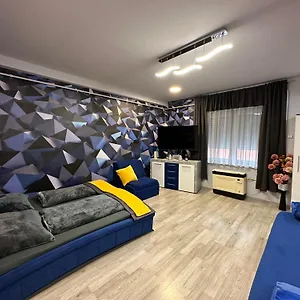 Апартаменты Kitty Downtown Apartman, Дебрецен